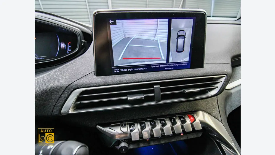 PEUGEOT 3008 -