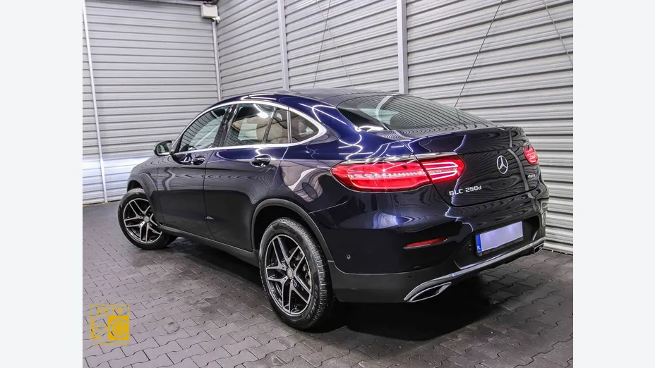 MERCEDES-BENZ GLC -