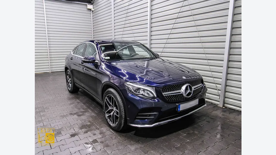MERCEDES-BENZ GLC -