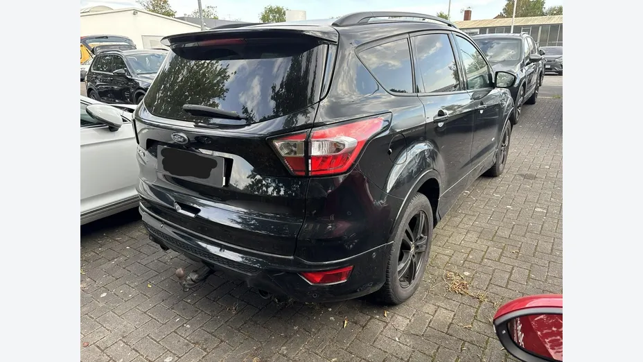 FORD Kuga -