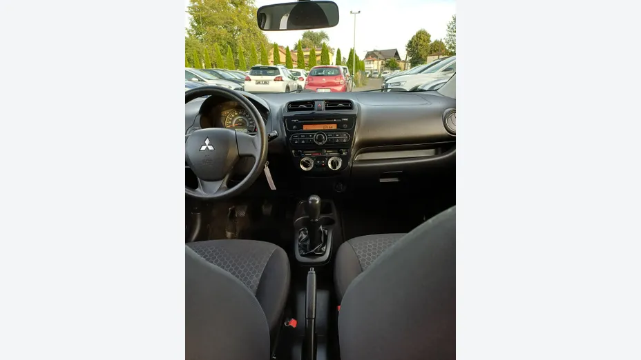 MITSUBISHI Space Star -