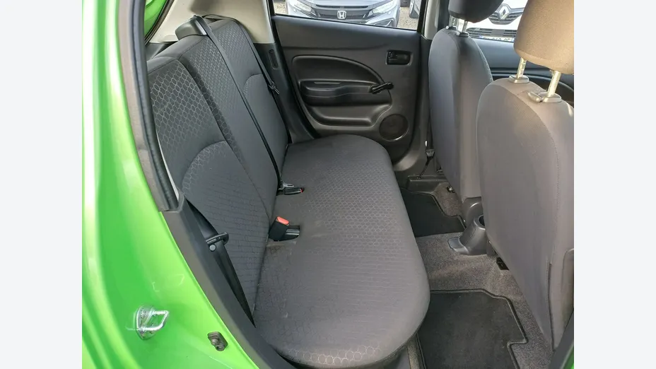 MITSUBISHI Space Star -