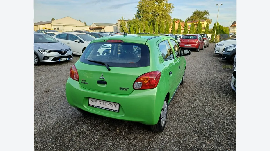 MITSUBISHI Space Star -