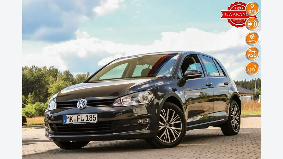 VOLKSWAGEN Golf -