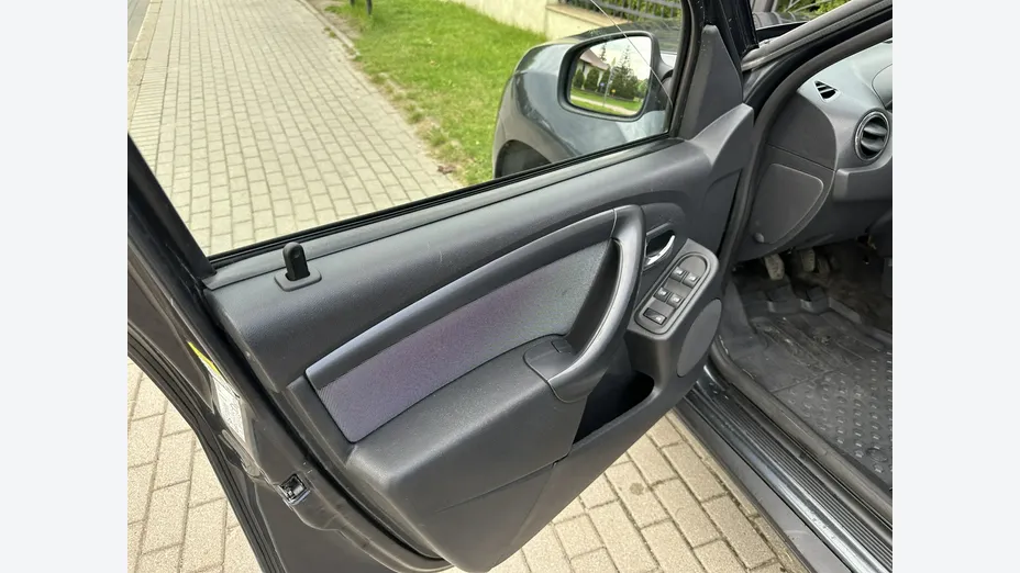DACIA Duster -