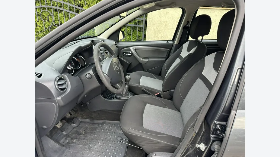 DACIA Duster -