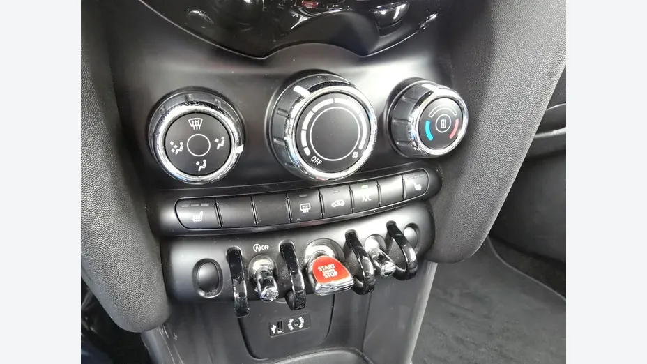 MINI One -