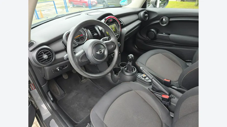 MINI One -