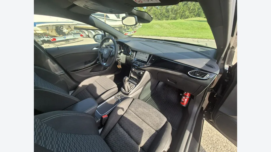 OPEL Astra -