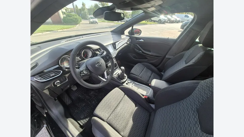 OPEL Astra -