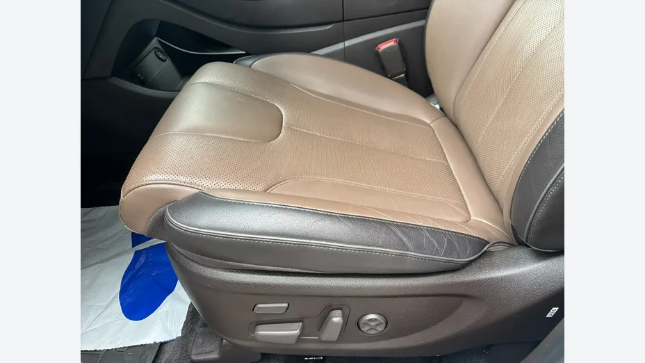 HYUNDAI Santa Fe -