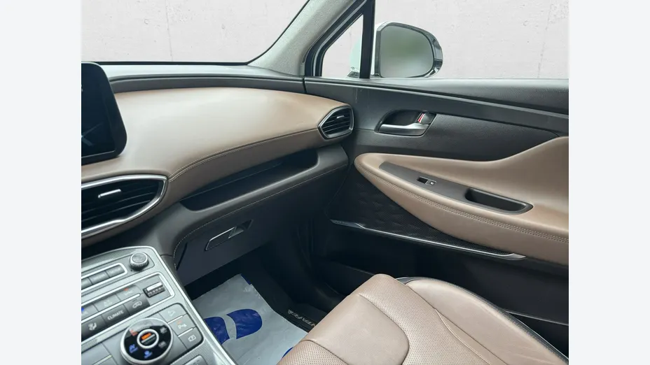 HYUNDAI Santa Fe -