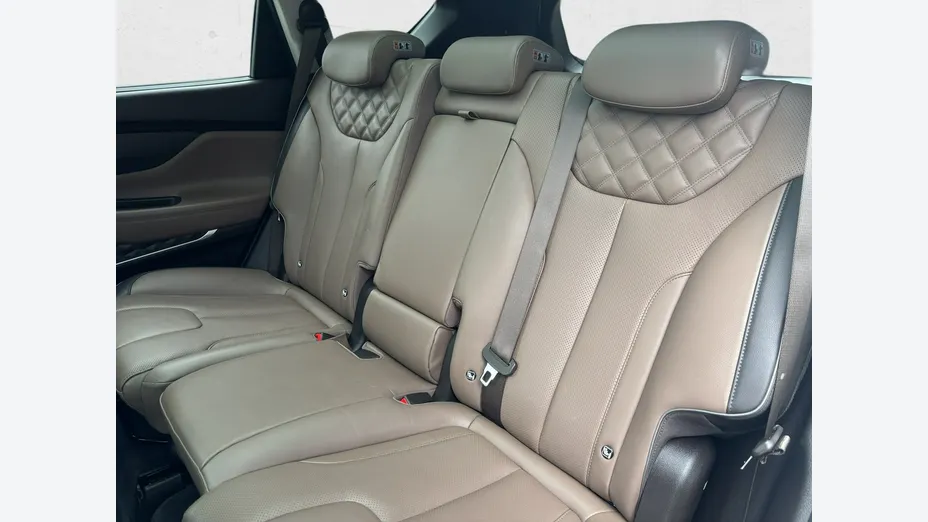 HYUNDAI Santa Fe -