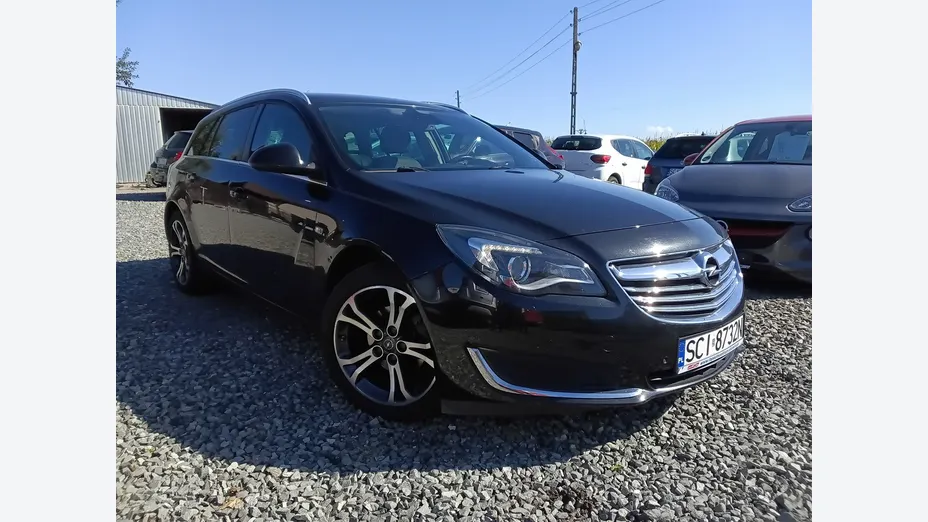 OPEL Insignia -