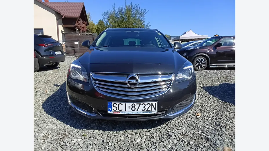 OPEL Insignia -