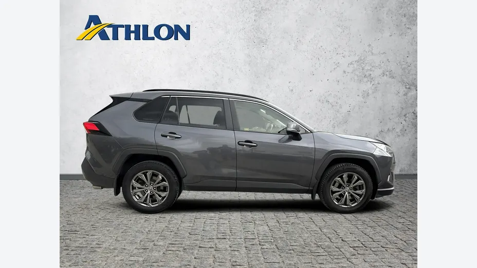 TOYOTA RAV4 -
