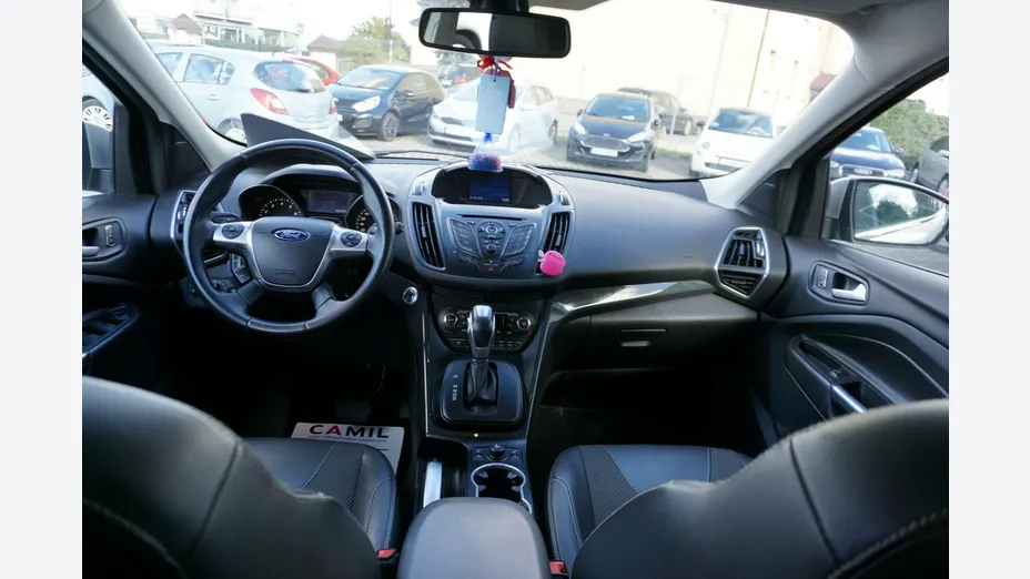 FORD Kuga -