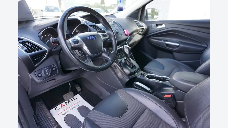 FORD Kuga -