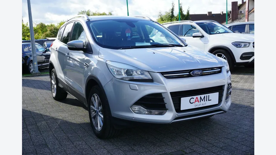 FORD Kuga -