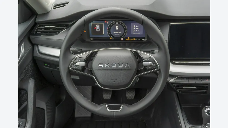 SKODA Octavia -