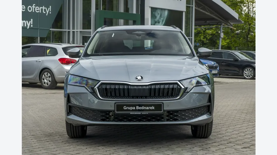 SKODA Octavia -