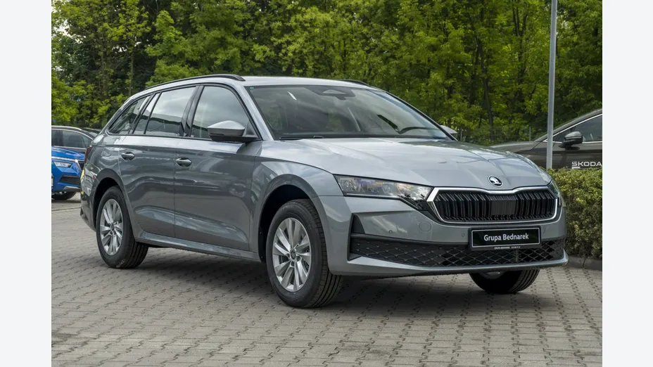 SKODA Octavia -
