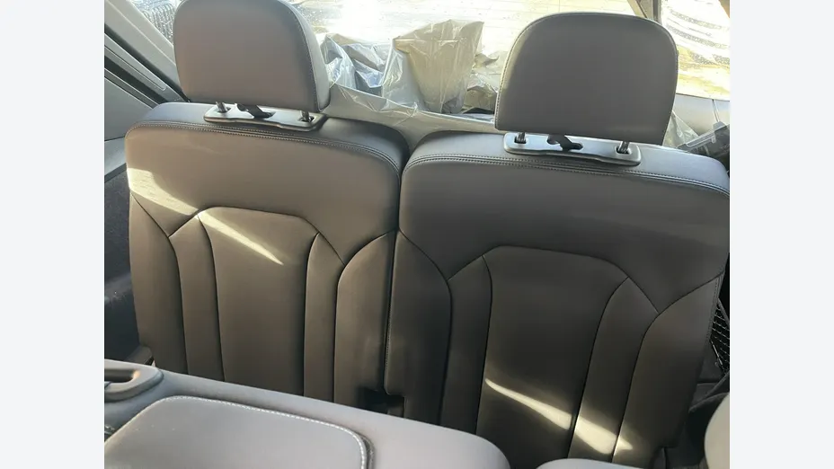 AUDI Q7 -