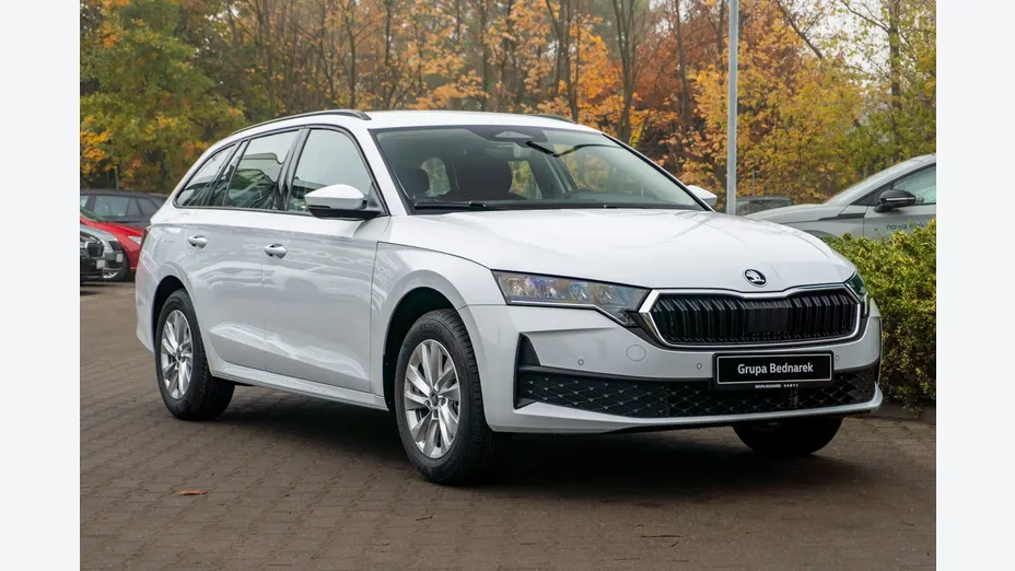 SKODA Octavia -