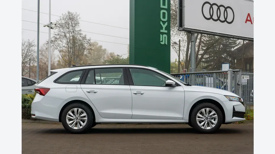 SKODA Octavia -
