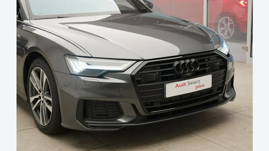 AUDI A6 -