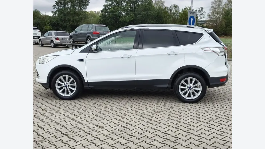 FORD Kuga -