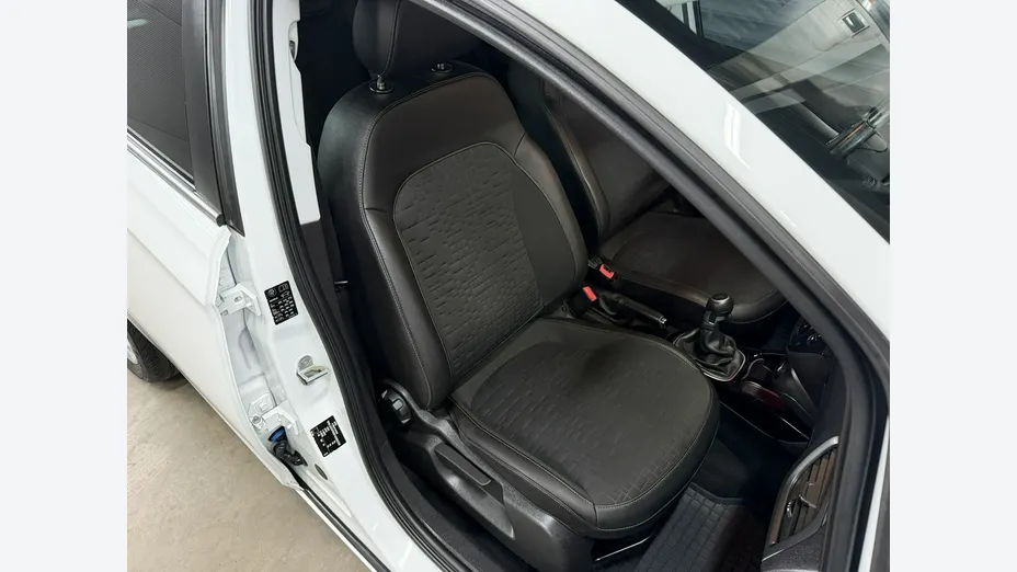 OPEL Corsa -