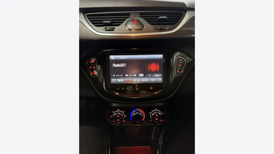 OPEL Corsa -