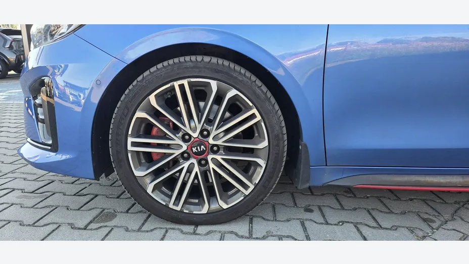 KIA ProCeed -