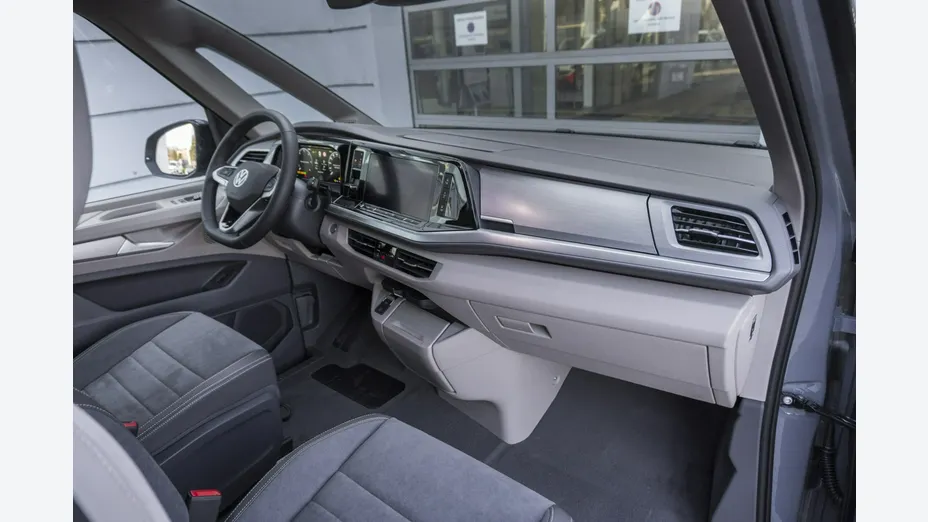 VOLKSWAGEN Multivan -