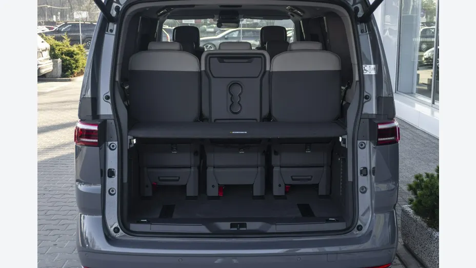 VOLKSWAGEN Multivan -
