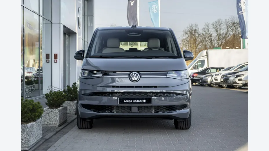 VOLKSWAGEN Multivan -