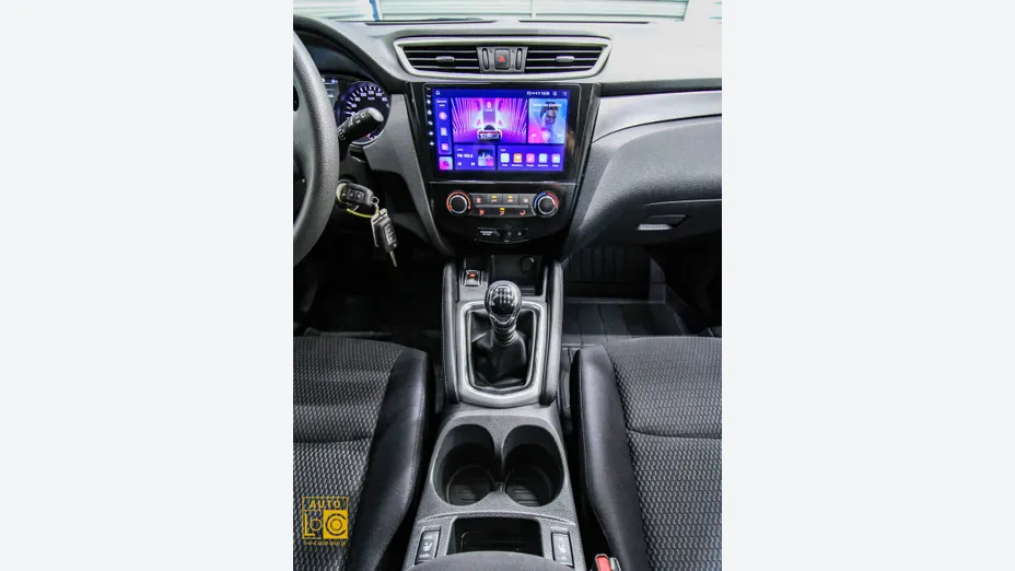NISSAN Qashqai -
