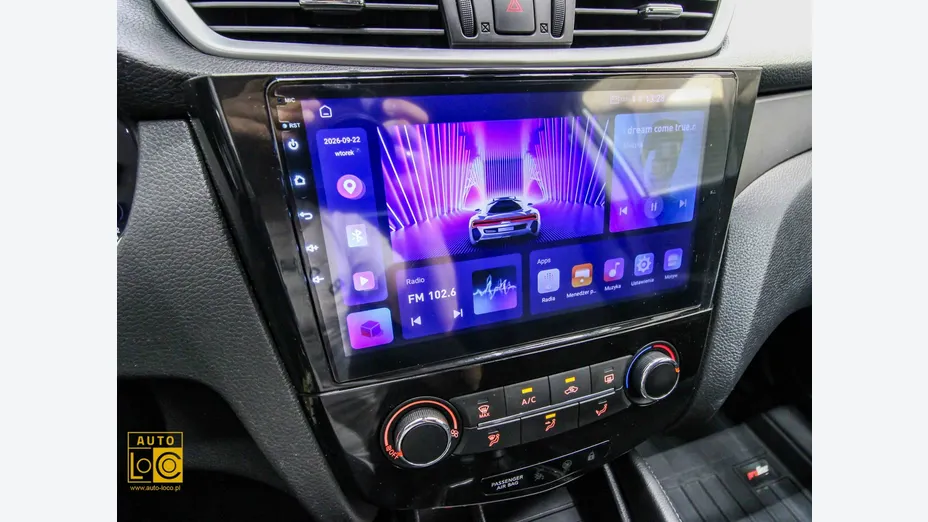 NISSAN Qashqai -