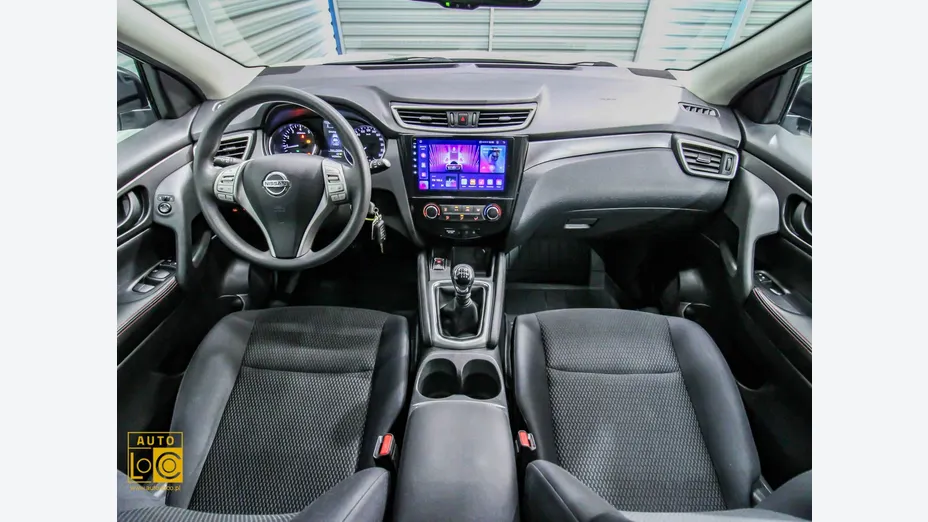 NISSAN Qashqai -