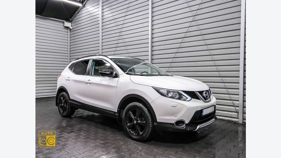 NISSAN Qashqai -