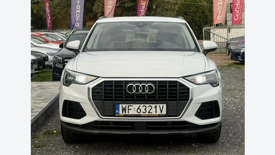 AUDI Q3 -