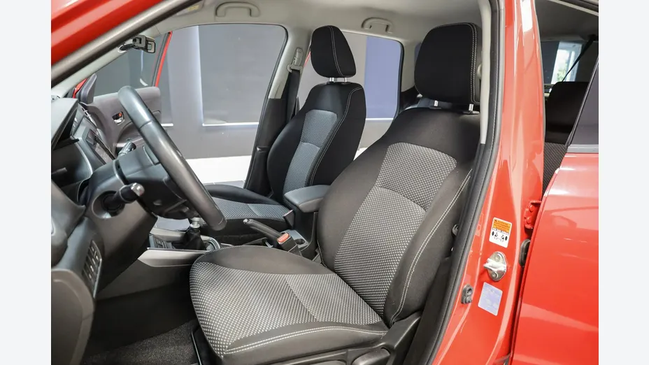 SUZUKI Vitara -