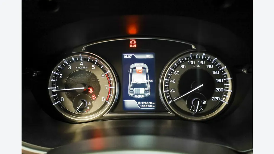 SUZUKI Vitara -