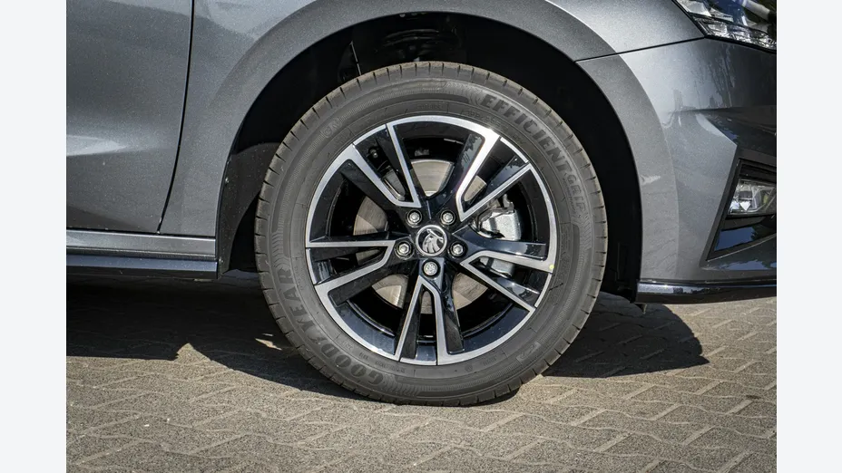SKODA Fabia -