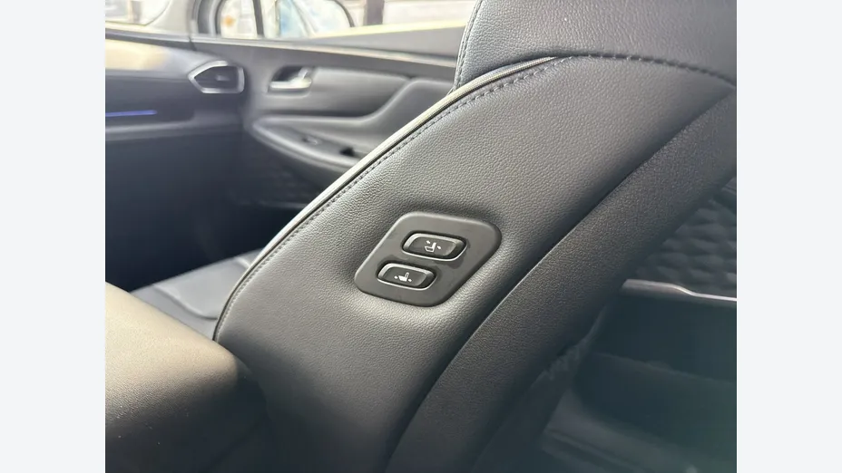 HYUNDAI Santa Fe -
