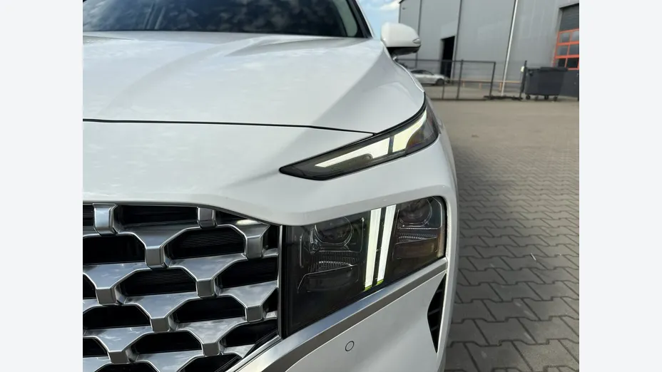 HYUNDAI Santa Fe -