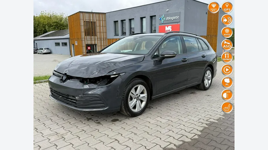 VOLKSWAGEN Golf -