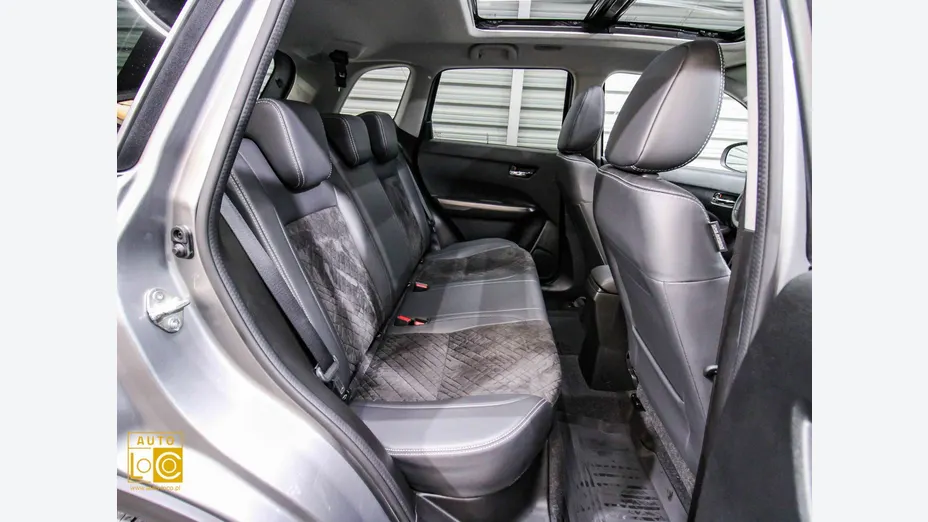 SUZUKI Vitara -