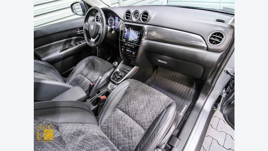 SUZUKI Vitara -